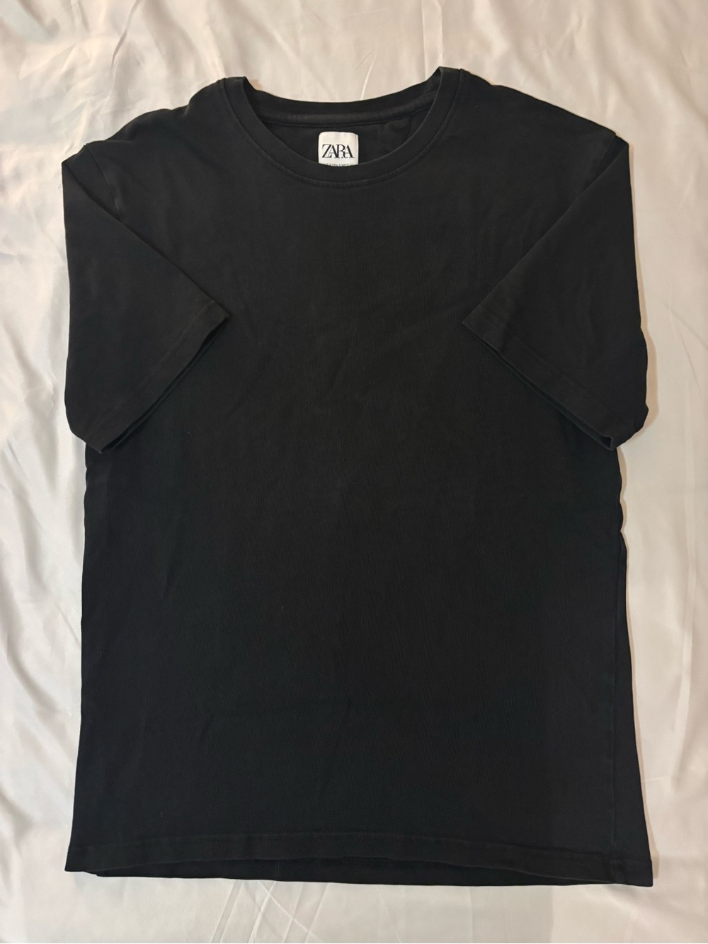 Zara Men’s Black Short Sleeve Crewneck Tee